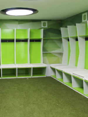The UIS Sports Department invites you to visit its dressing room. General plan of the dressing room where you can see its facilities in green color.