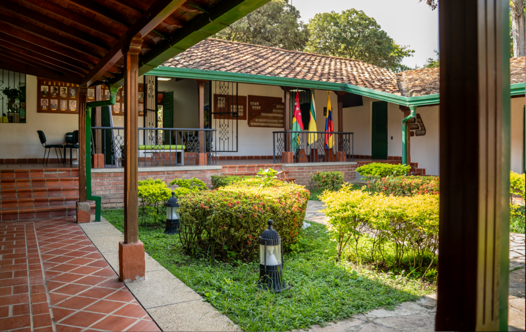 Fotografía del Interior de La Perla, espacio de egresados.